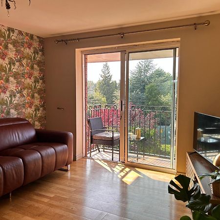 Belfast - Relax & Unwind In Our Skyline Retreat - 3 Bedroom Apartment With Parking エクステリア 写真